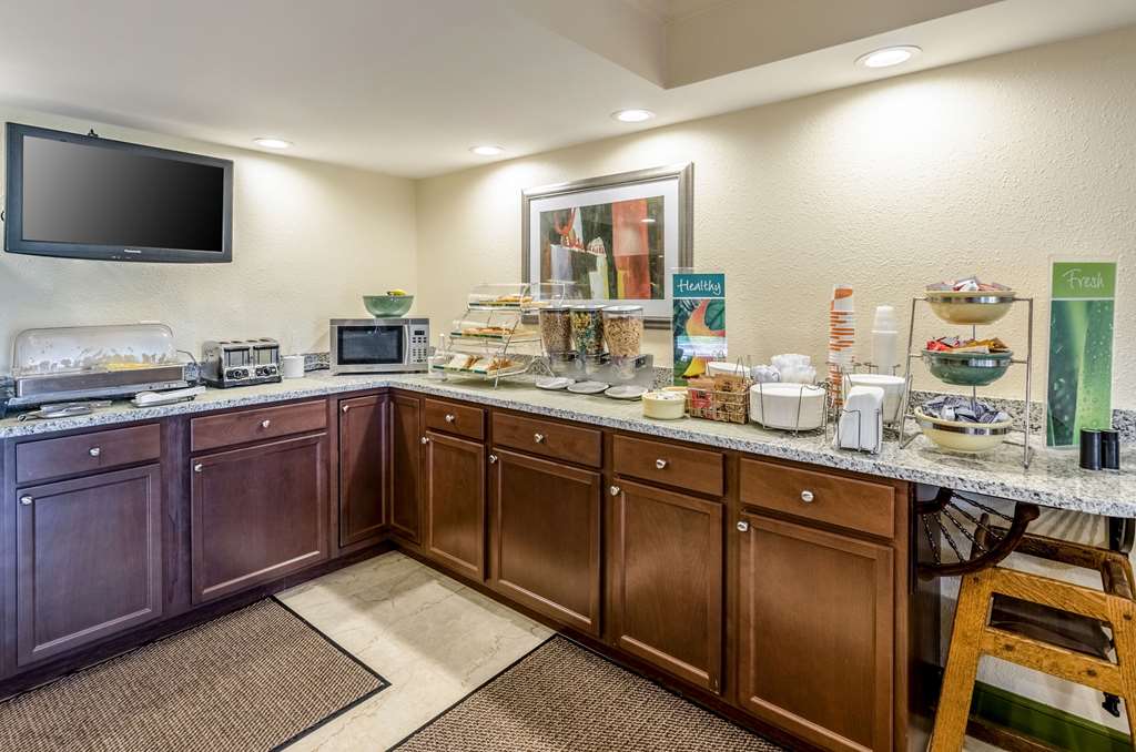 Quality Inn Tanglewood - photo 37