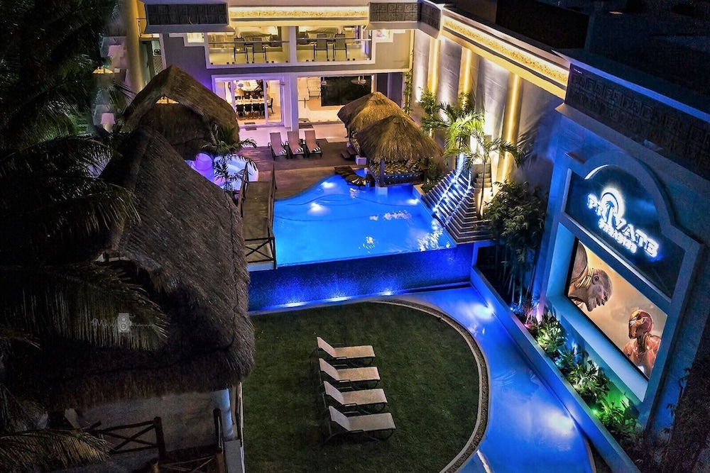 Private Paradise Villa — 4-Star Luxury Hotel in Cozumel, Mexico