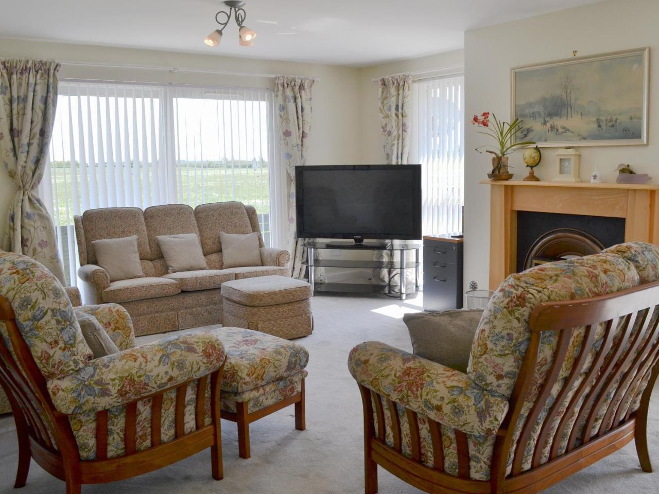 Fairway Cottage Uk11780 — 4-Star Luxury Hotel in Belford, United Kingdom