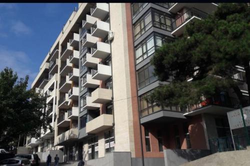 Sunny Apartment Ortachala