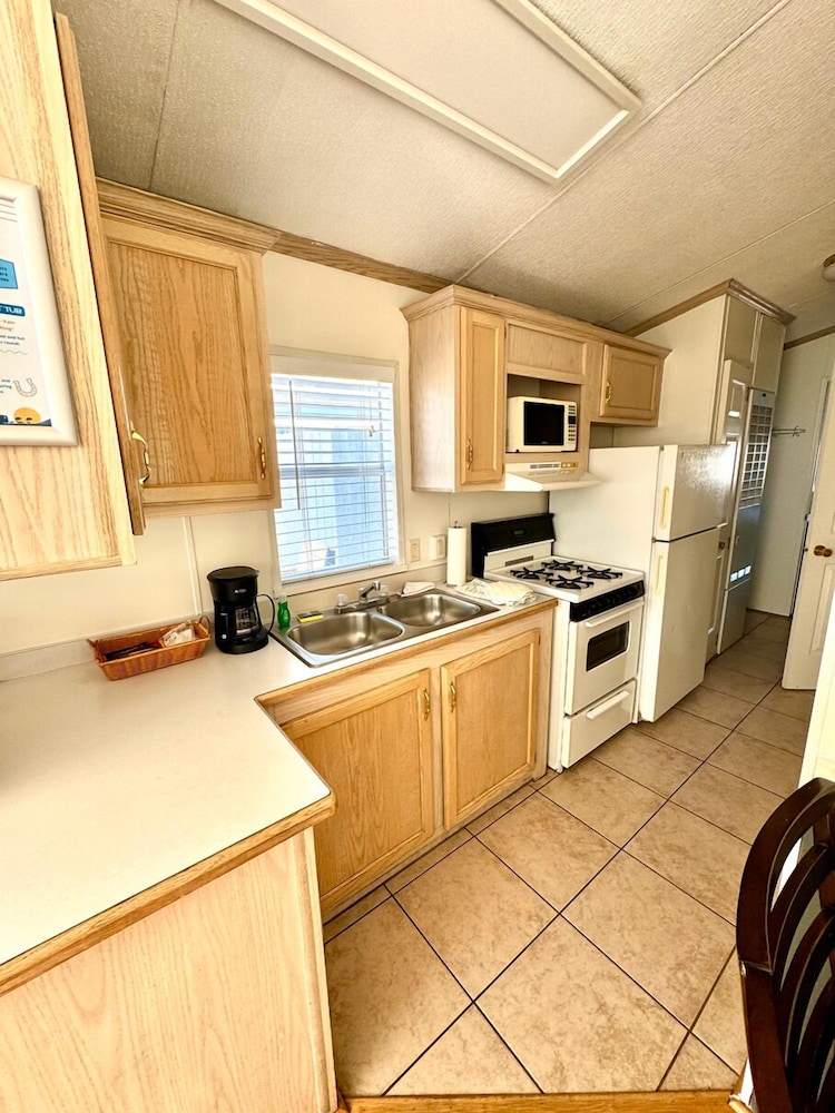 Avila Pismo RV Resort & Campground - photo 16