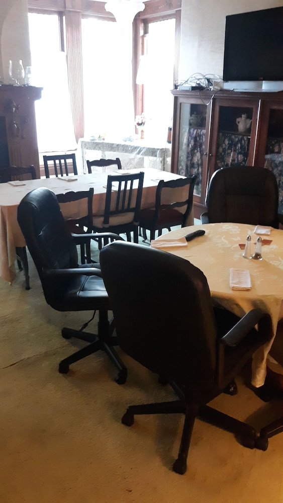 Rose Corner Inn - photo 29