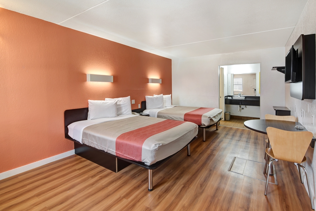 Motel 6 Dallas TX Forest Lane - photo 10
