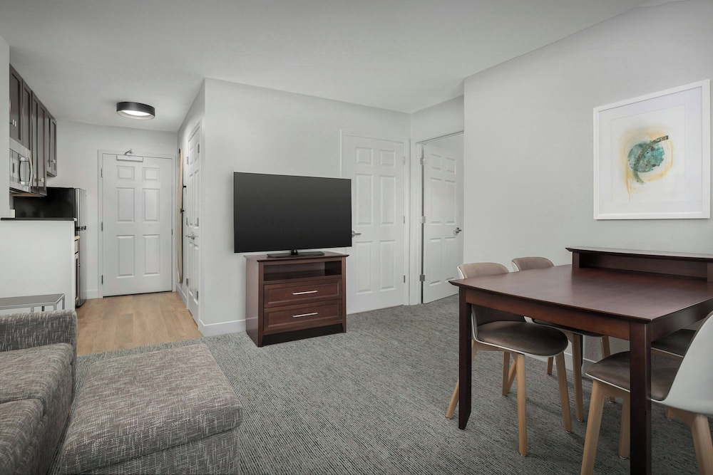 TownePlace Suites Marriott El Centro - photo 8
