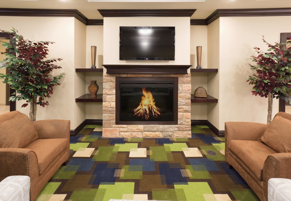 Holiday Inn Express & Suites Omaha I 80 by IHG - photo 29