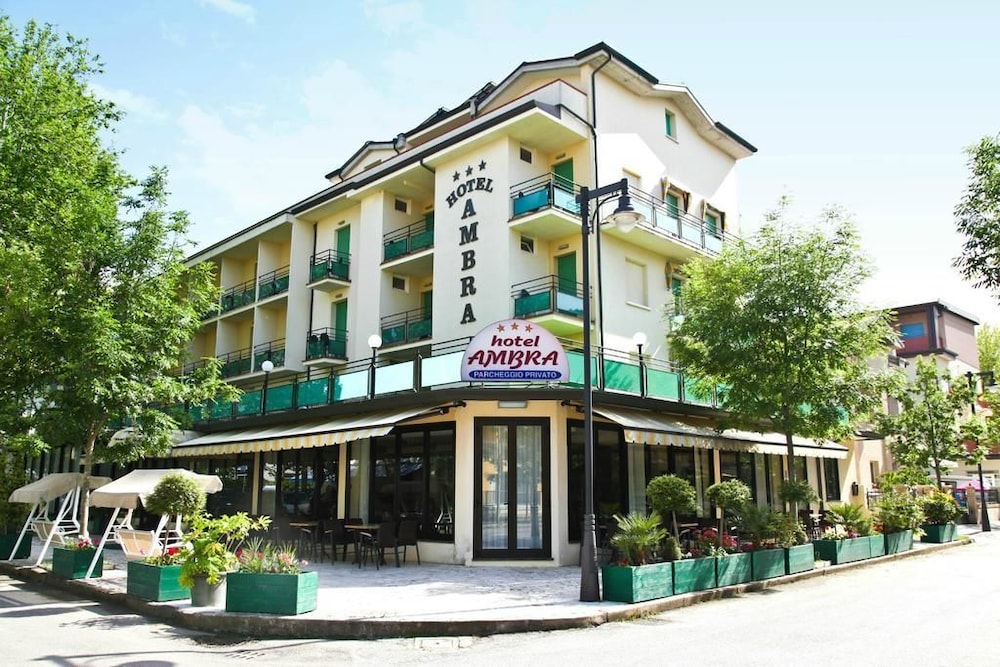 Hotel Ambra — Cesenatico