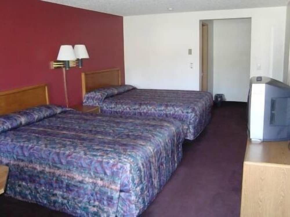 Willow Springs Motel - photo 6