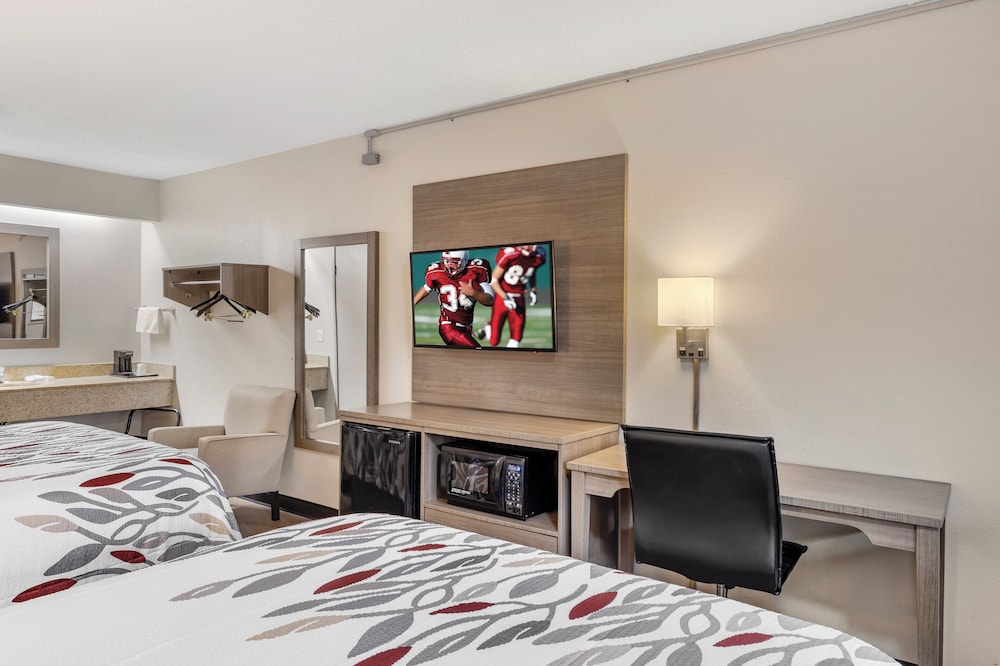 Red Roof Inn Parsippany - photo 21