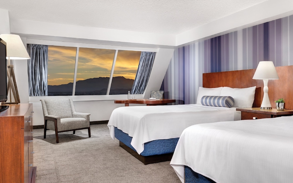 Luxor Hotel and Casino - photo 11