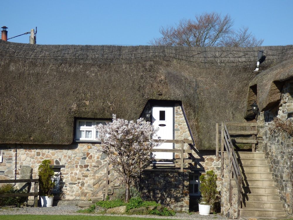 Bearslake Inn - carbon neutral hotel in Okehampton