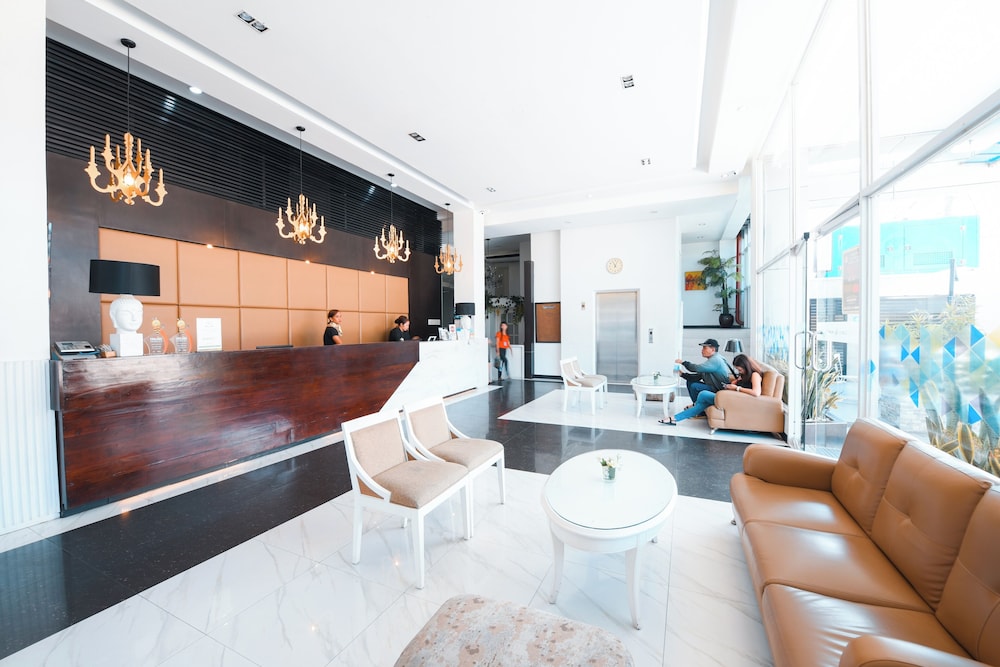 Hotel Pier Cuatro — Cebu City — photo 2