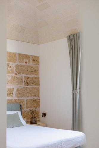 Cocci di tufo Appartamenti in Rilievo, Italy