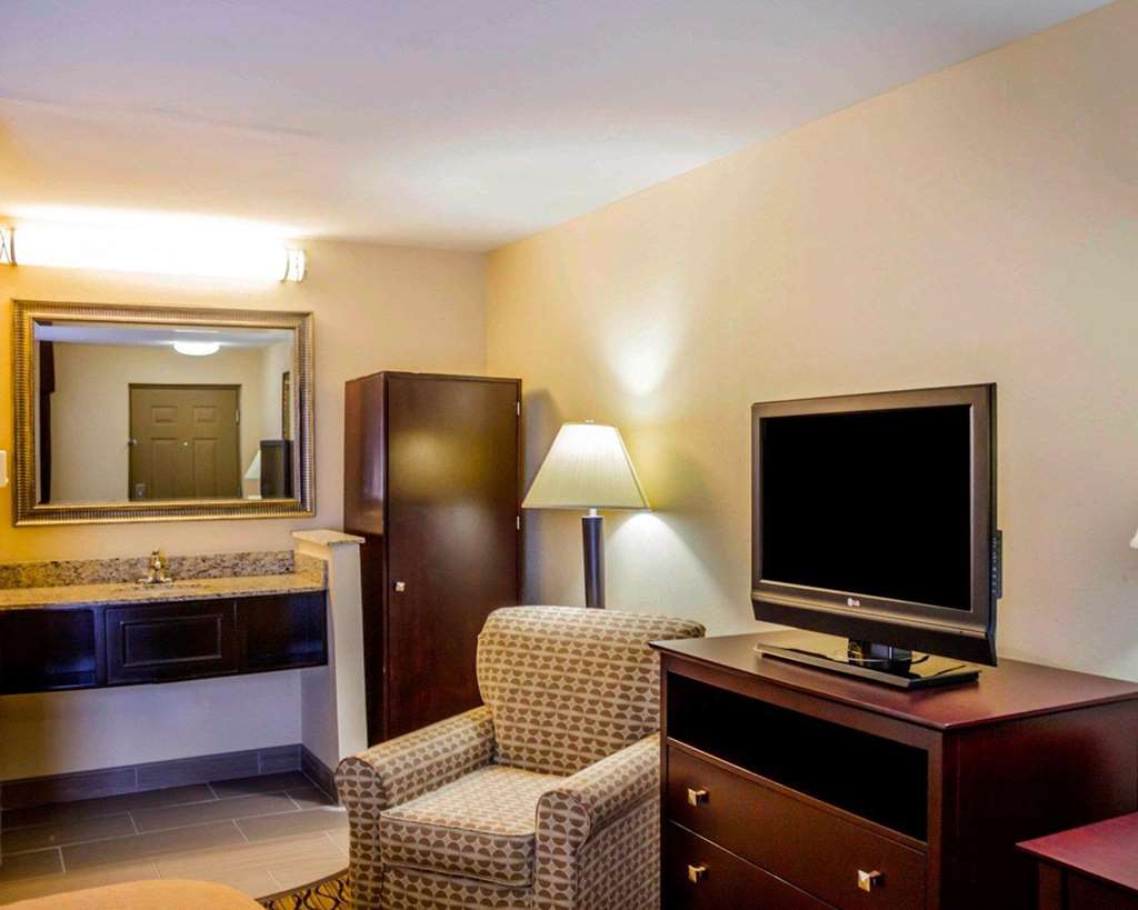 Quality Inn Waterbury East - photo 20