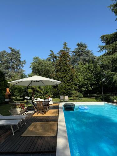 Apartment in Villa La Carruba — 4-Star Luxury Hotel in Rivergaro, Italy
