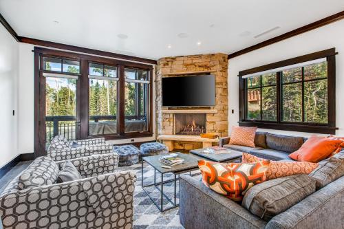 Arrowleaf - carbon neutral hotel in Bridgeport