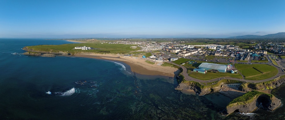Beautiful Three Bedroom home in Bundoran — 4-Star Luxury Hotel in Bundoran, Republic of Ireland