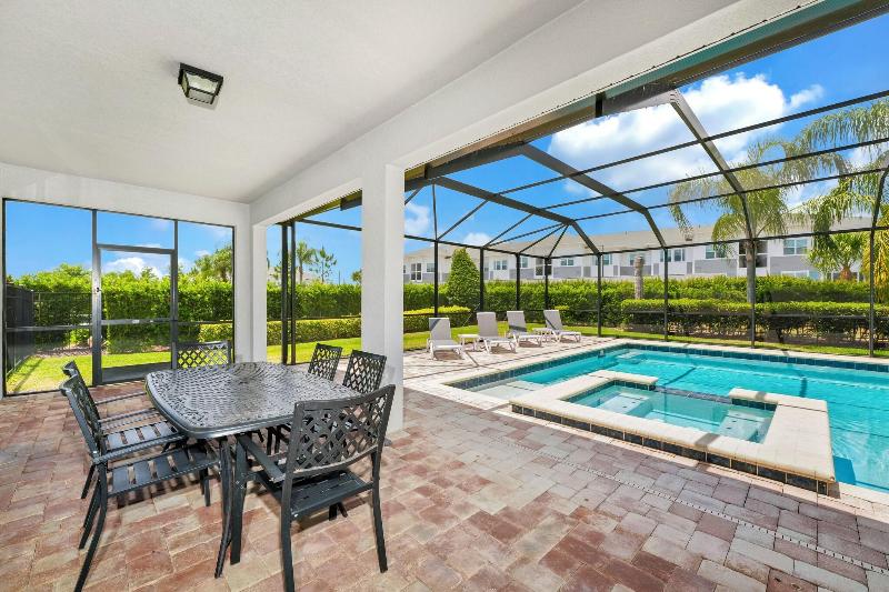 Encore Resort Vacation Homes & Waterpark - photo 148