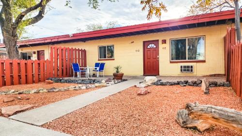 Red Rock Motel and Dam Motel - photo 35