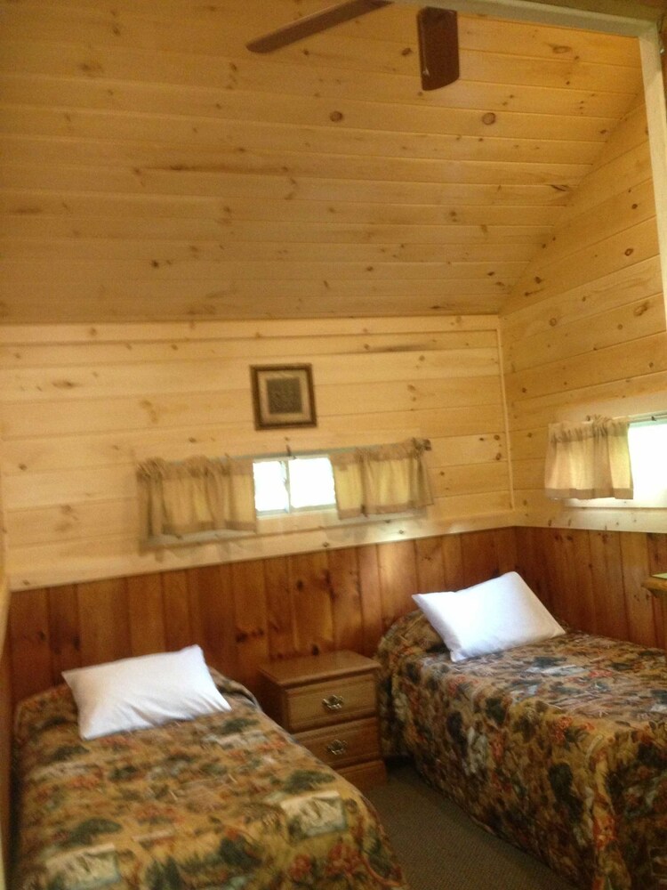 Lake George Diamond Cove - photo 23