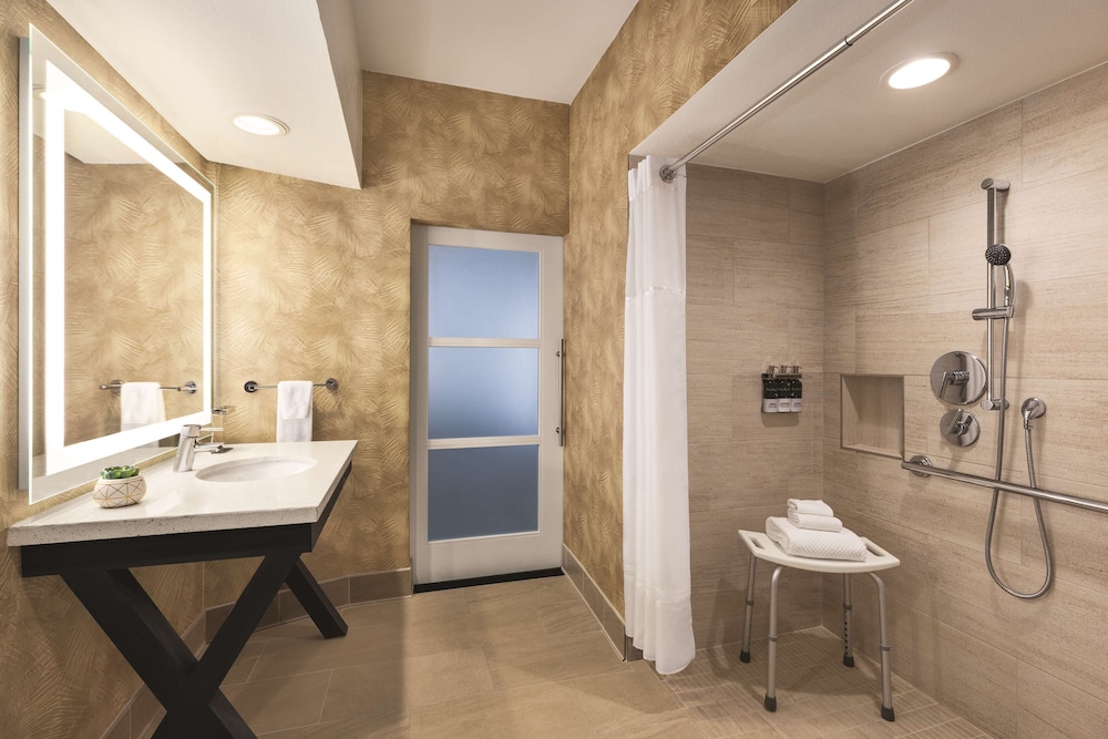 Zachari Dunes on Mandalay Beach Curio Collection by Hilton - photo 75