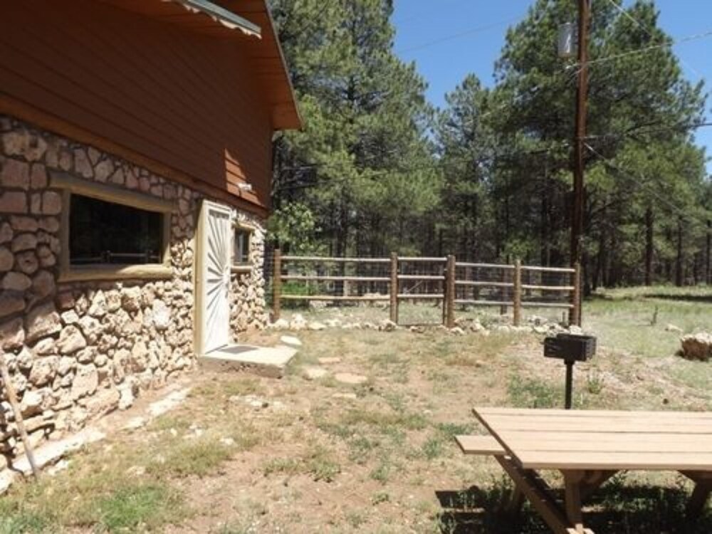 Arizona Mountain Inn and Cabins - photo 324