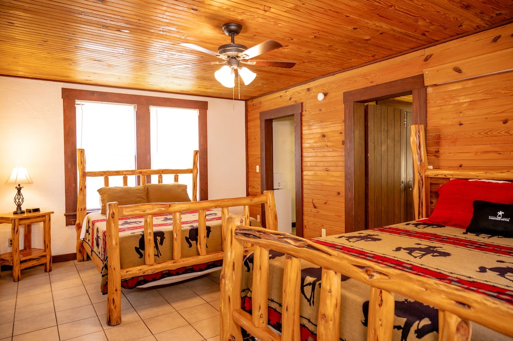The Vaquero Motel - photo 14