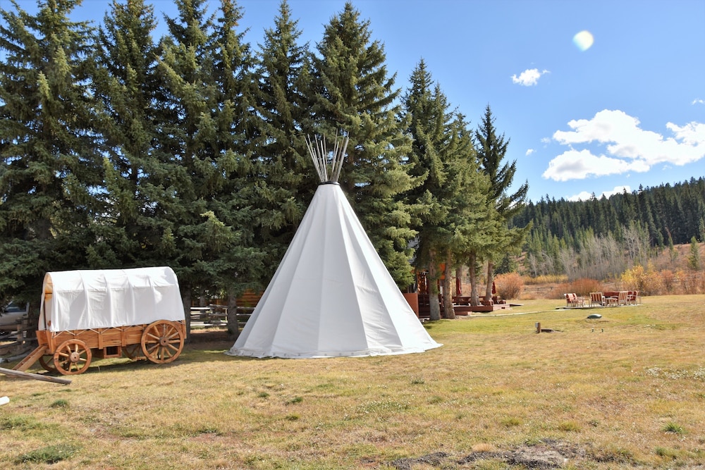 Hatchet Resort - photo 30
