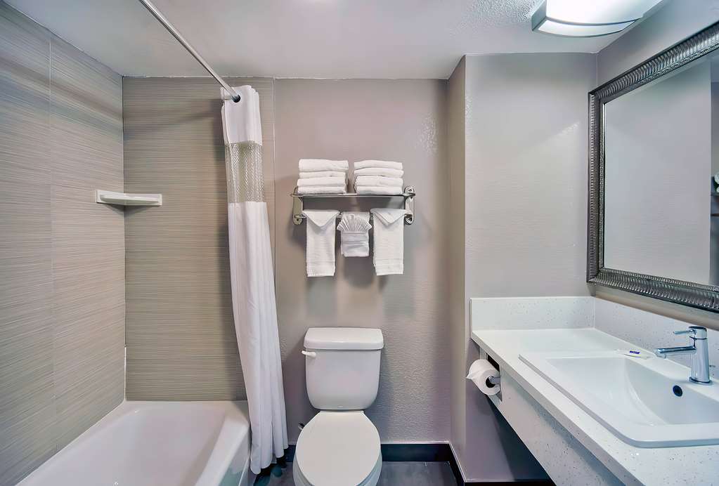 Studio 6 Suites Lawndale CA South Bay - photo 39