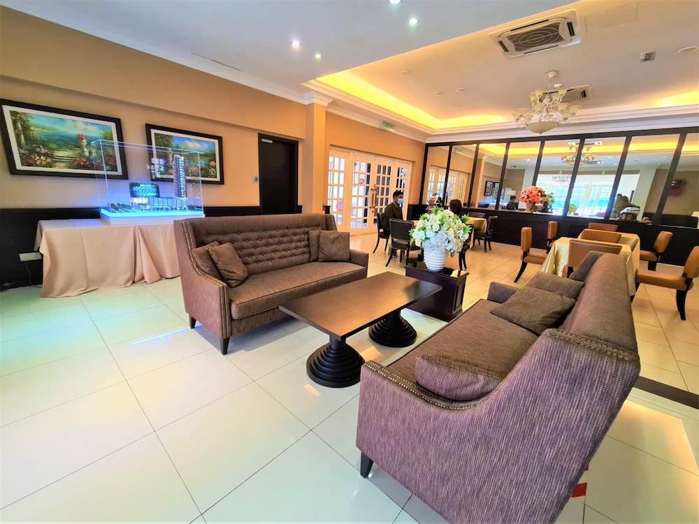 Merdeka Hotel — Kluang — photo 4