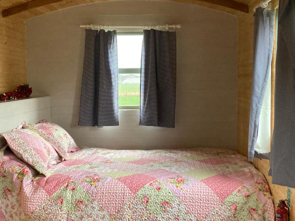 Captivating 1 bed Cabin in Middlesbrough
