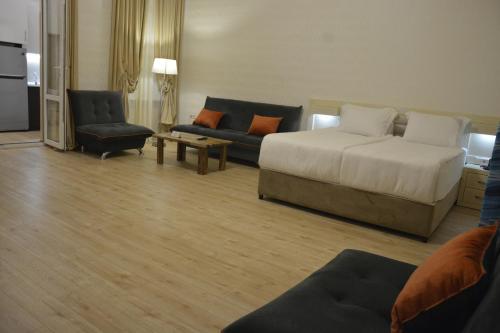 Tovstonogovi Street Apartment