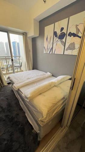 Condo — 4-Star Luxury Hotel in Manila, Philippines