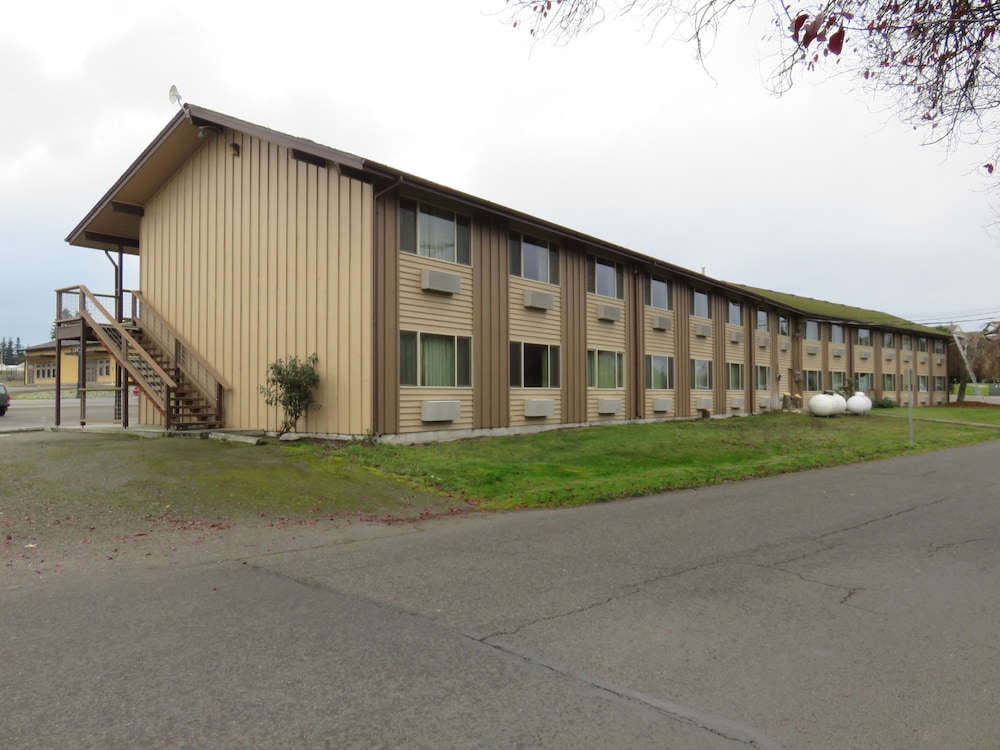 Olympic View Inn - photo 46