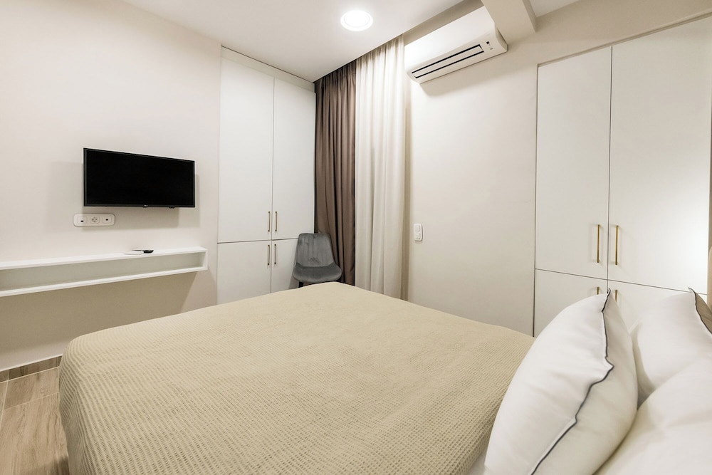 Portoseaview Modern Luxury Apartment 131 — 4-Star Luxury Hotel in Thessaloniki, Greece
