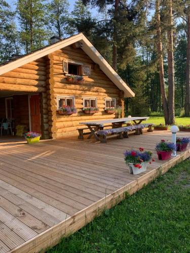 Trepimäe Holiday House — 4-Star Luxury Hotel in Elva, Estonia