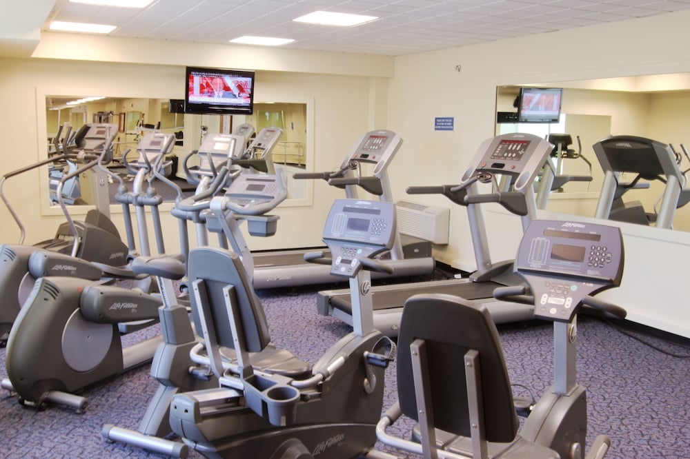Holiday Inn Express & Suites Pittsburgh West Greentree by IHG - photo 47