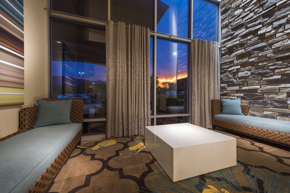 Holiday Inn Express & Suites Colorado Springs Central by IHG - photo 74