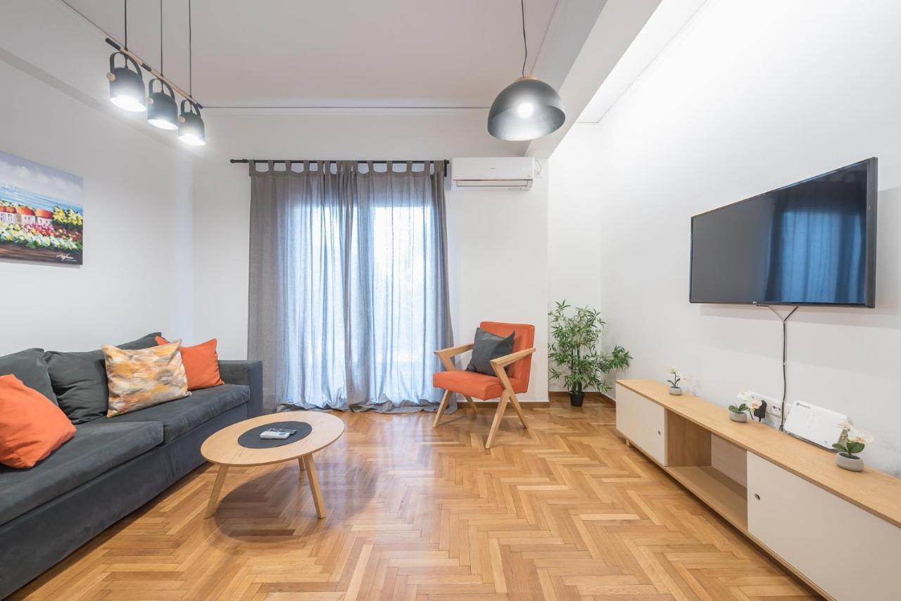 Airy 1br by Flisvos Marina — 4-Star Luxury Hotel in Palaio Faliro, Greece