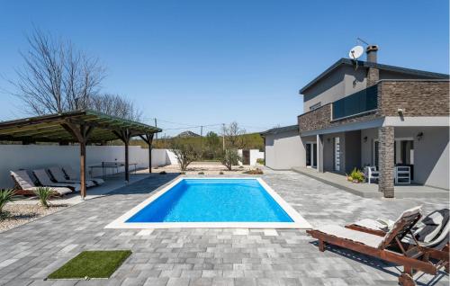 Beautiful Home In Stankovci With Wifi — 5-Star Luxury Hotel in Stankovci, Croatia