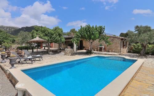 102 Finca Caselles de Baix ETV392 by Mallorca Charme — 4-Star Luxury Hotel in Pollenca, Spain