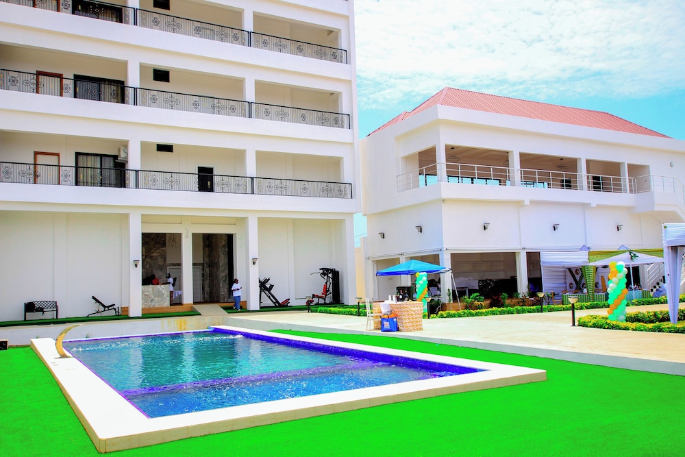 America Guest House — 4-Star Luxury Hotel in Lome, Togo
