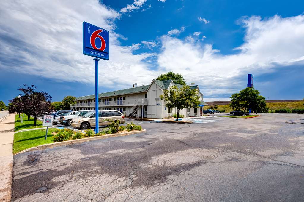 Motel 6 Wheat Ridge CO West Denver North - photo 7