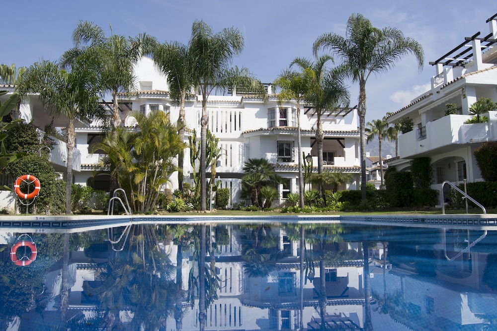 Serinamar Los Naranjos De Marbella — Marbella
