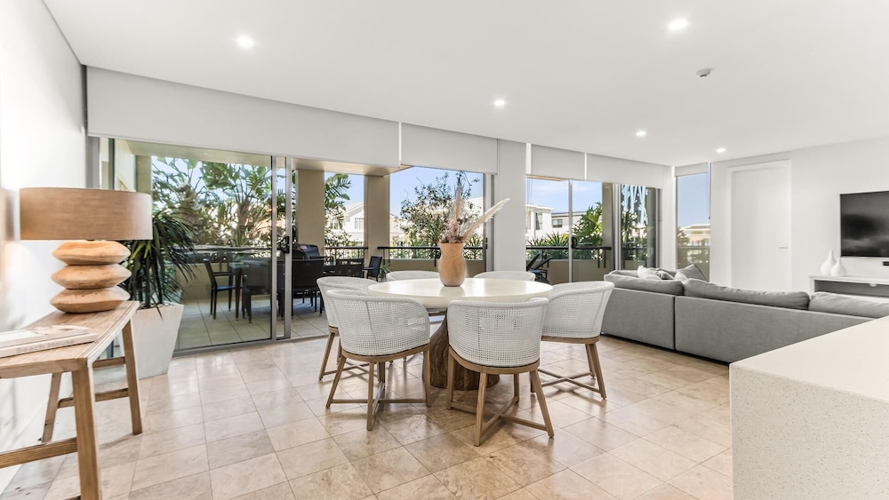 Oaks Casuarina Santai Resort — 4-Star Luxury Hotel in Casuarina, Australia