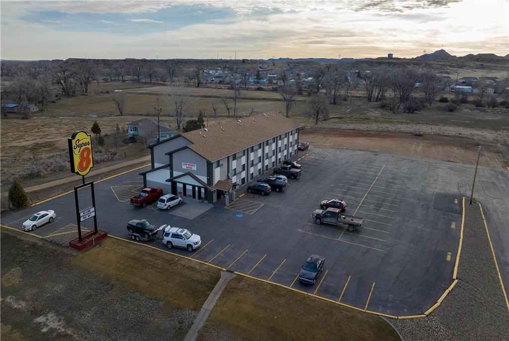 Super 8 by Wyndham Miles City - photo 8