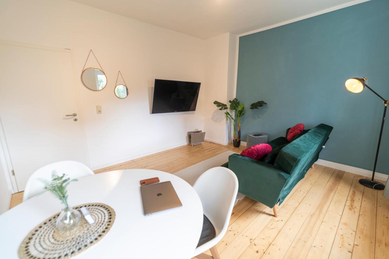 RR Awesome Apartment 46qm Kitchen WIFI — 4-Star Luxury Hotel in Magdeburg, Germany