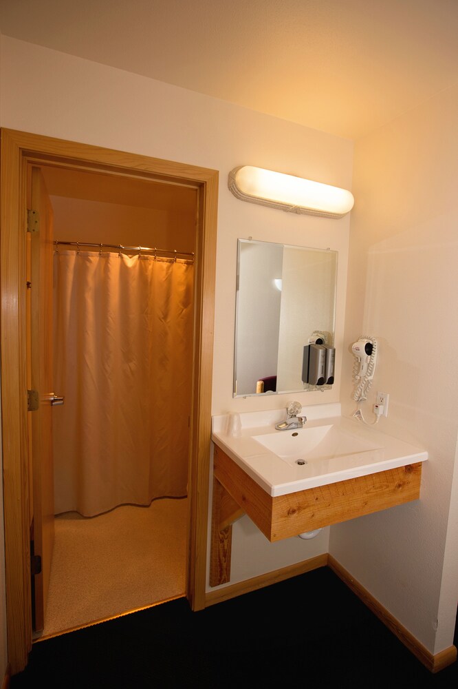 Ninepipes Lodge - photo 18