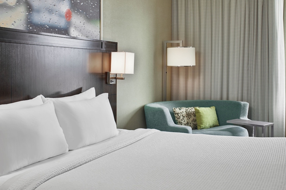 Courtyard by Marriott Portland City Center - photo 14