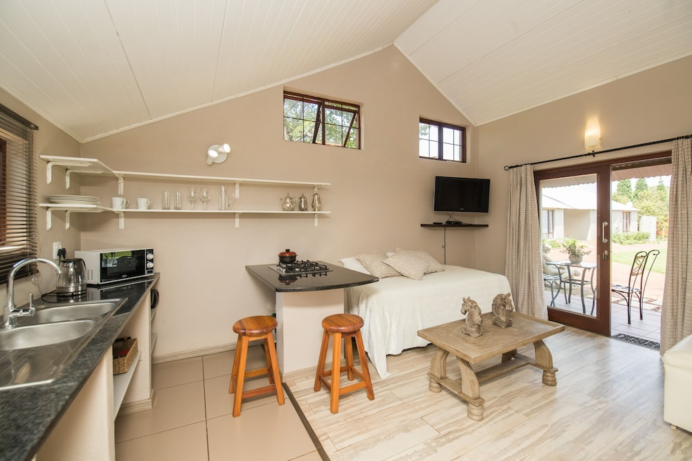 Three Thymes Inn — 4-Star Luxury Hotel in Pretoria East, South Africa
