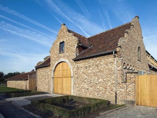 Hoeve Roosbeek — 4-Star Luxury Hotel in Sint-Truiden, Belgium